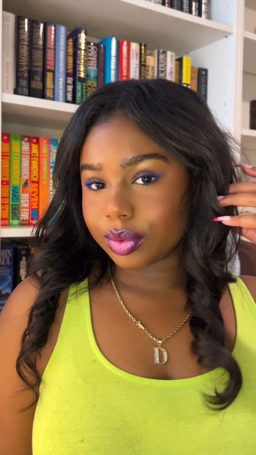 Instagram post by @dariadjohns for Black Radiance Beauty. Caption reads: [...] with my FAV products from the new....