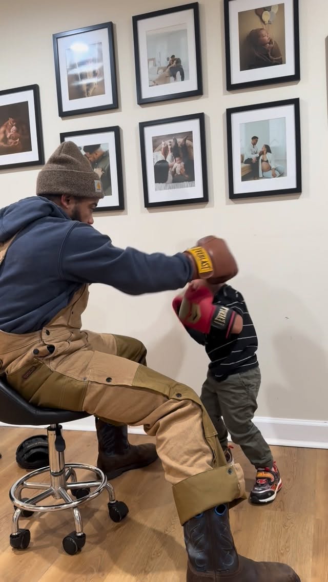 Instagram post by @performanceready for Everlast. Caption reads: [...] Henny. I genuinely love these #1910Everlast....