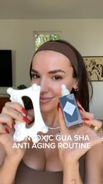 Instagram post by @catherine.lockhart for Herbivore. Caption reads: For my acne prone girls that still want to gua....