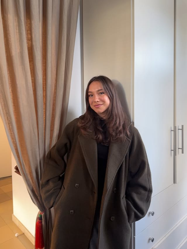 Instagram post by @sophiehlene for NA-KD. Caption reads: anzeige / I love my new coat:,)
@nakdfashion....