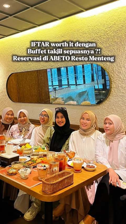 Instagram post by @nurulaul__ for Food In Hands. Caption reads: ✨ ALL YOU CAN EAT TAJIL BUFFET ✨ @abeto.id Di....