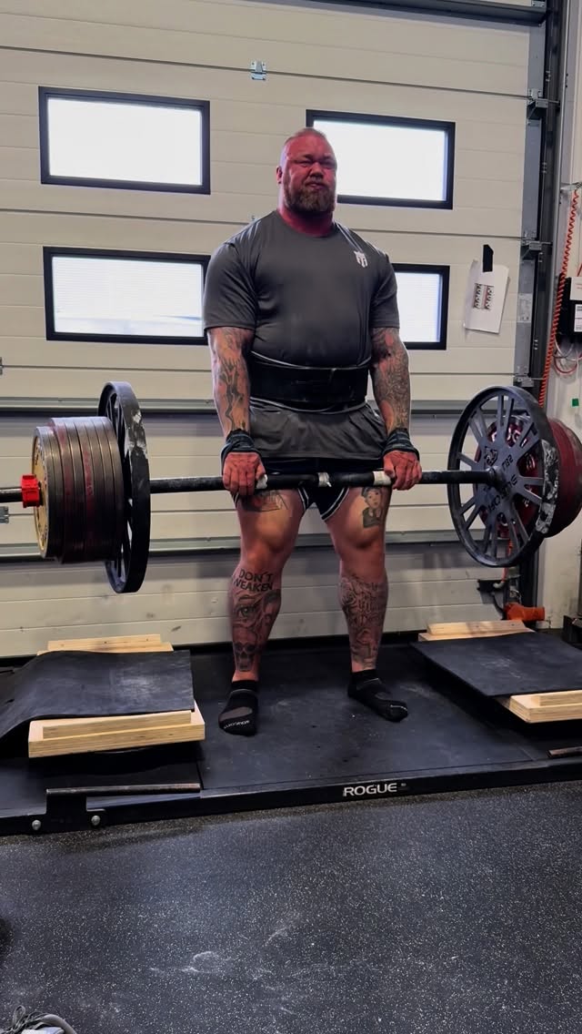 Instagram post by @thorbjornsson for Reign Body Fuel. Caption reads: 411kg x 3 reps 2 sets. Just started training 18....