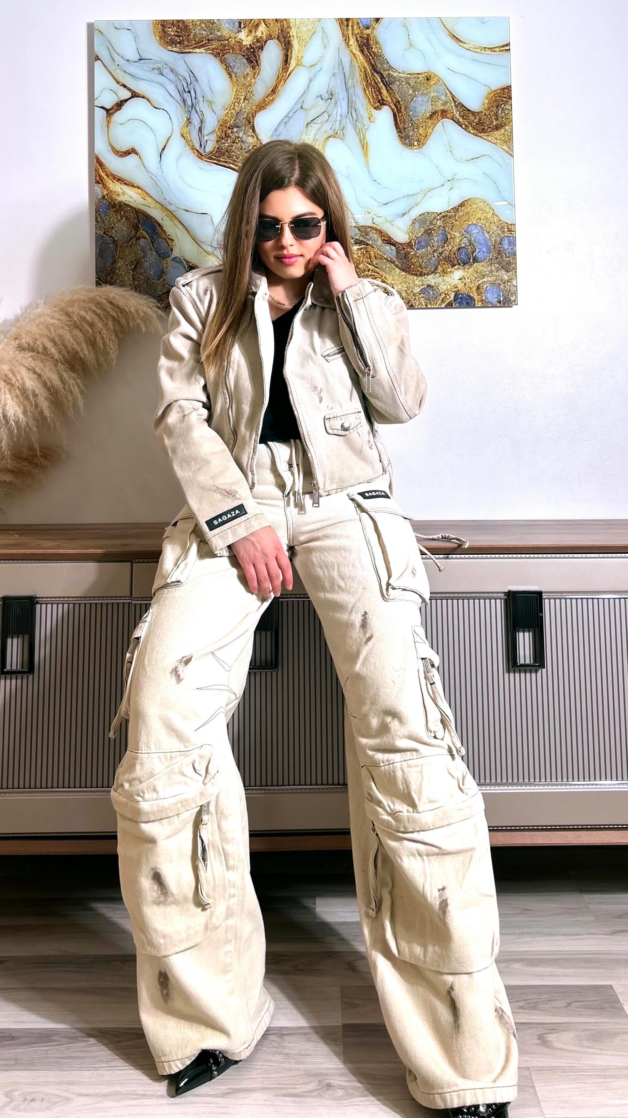 Instagram post by @b3rc3yus for SAGAZA. Caption reads: #reklam 

@sagaza.