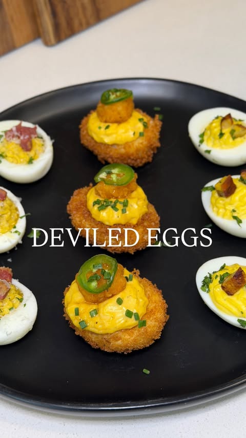 Instagram post by @alexrioscooks for Eggland's Best. Caption reads: [...] flight with 3 bold variations using....