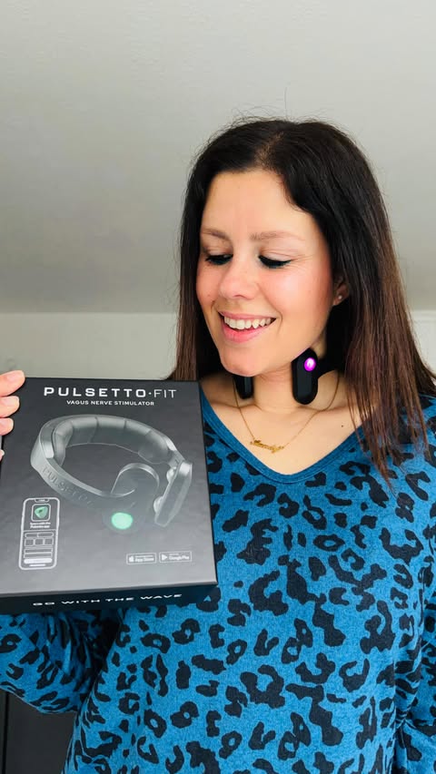 Instagram post by @mamadoitblog for Pulsetto. Caption reads: AD | Pulsetto Working from home isn’t always the....