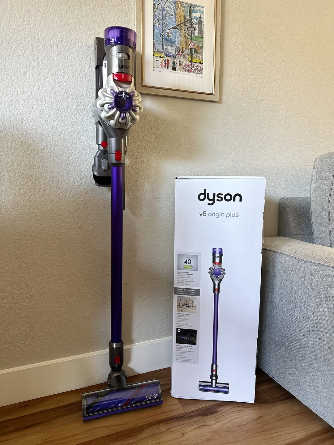 Instagram post by @americandreamingo for HSN. Caption reads: #loveHSN #Ad #HSNPartner @HSN
This Dyson V8 Origin....