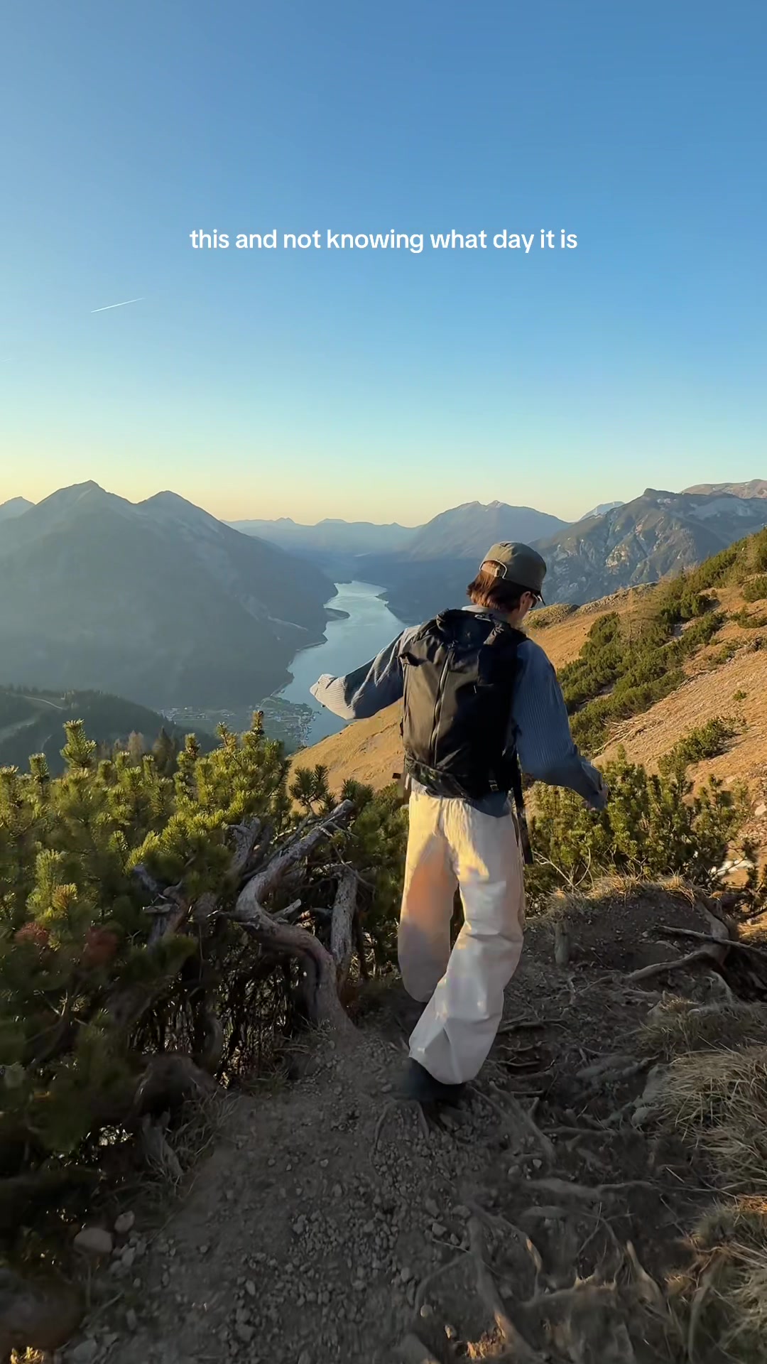 TikTok post by @drewwasgeht for Dbjourney. Caption reads: [...] tag 🙇🏼‍♀️ mit @Philipp @flea.lab....