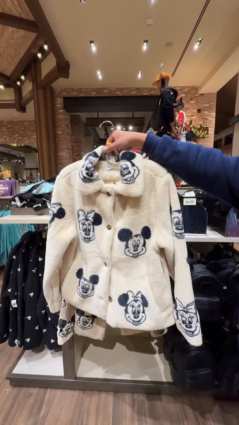 Instagram post by @jayandjenny_ for Disneyland. Caption reads: Thank you to that sweet cast member who came up to....