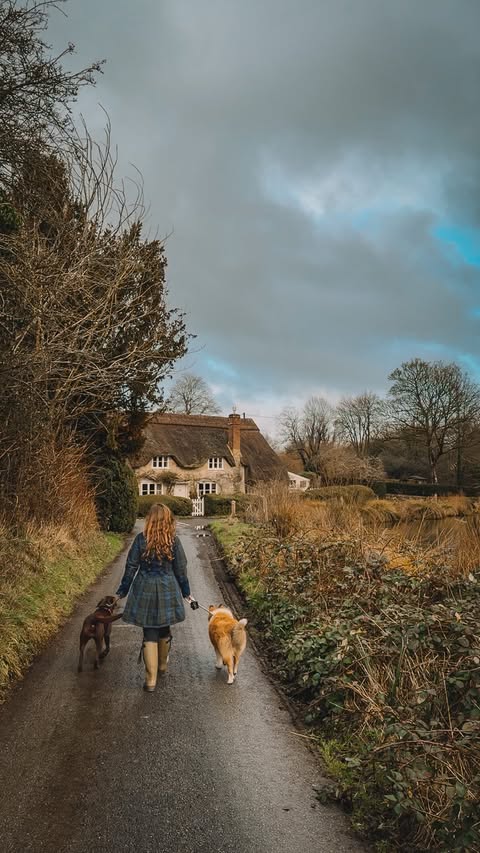 Instagram post by @hercountryliving for Arden Grange. Caption reads: [...] time for food, we always reach for....