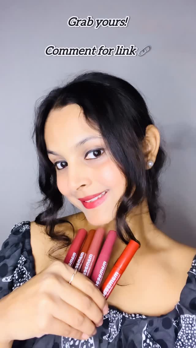 Instagram post by @riya.jain15_ for Mamaearth. Caption reads: Mamaearth Moisture Matte Long Stay Lipstick =....