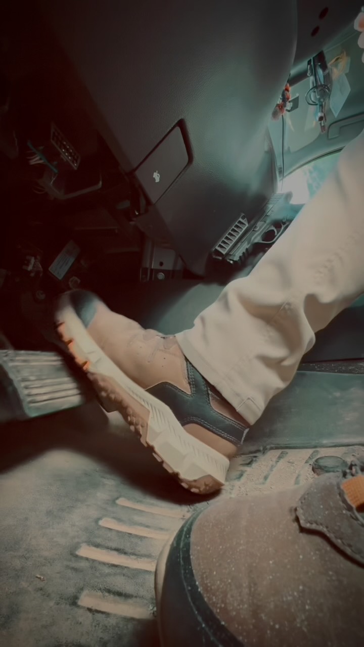 Instagram post by @rocksteadytileco for Timberland PRO. Caption reads: The @timberlandpro Tempe Work boot is my new....