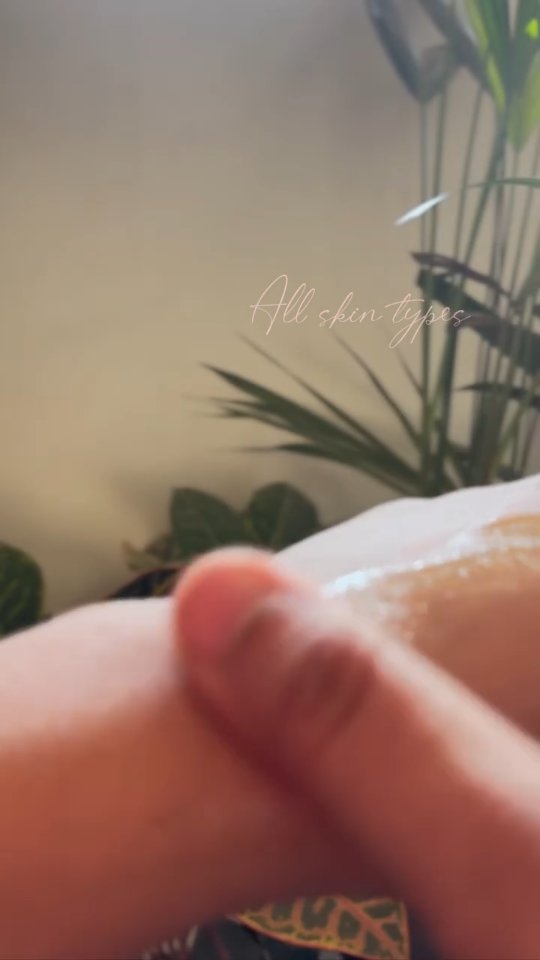 Instagram post by @beenasinghvyas for The Pink Foundry. Caption reads: “Lightweight. Power-packed. Pretty skin, powered....