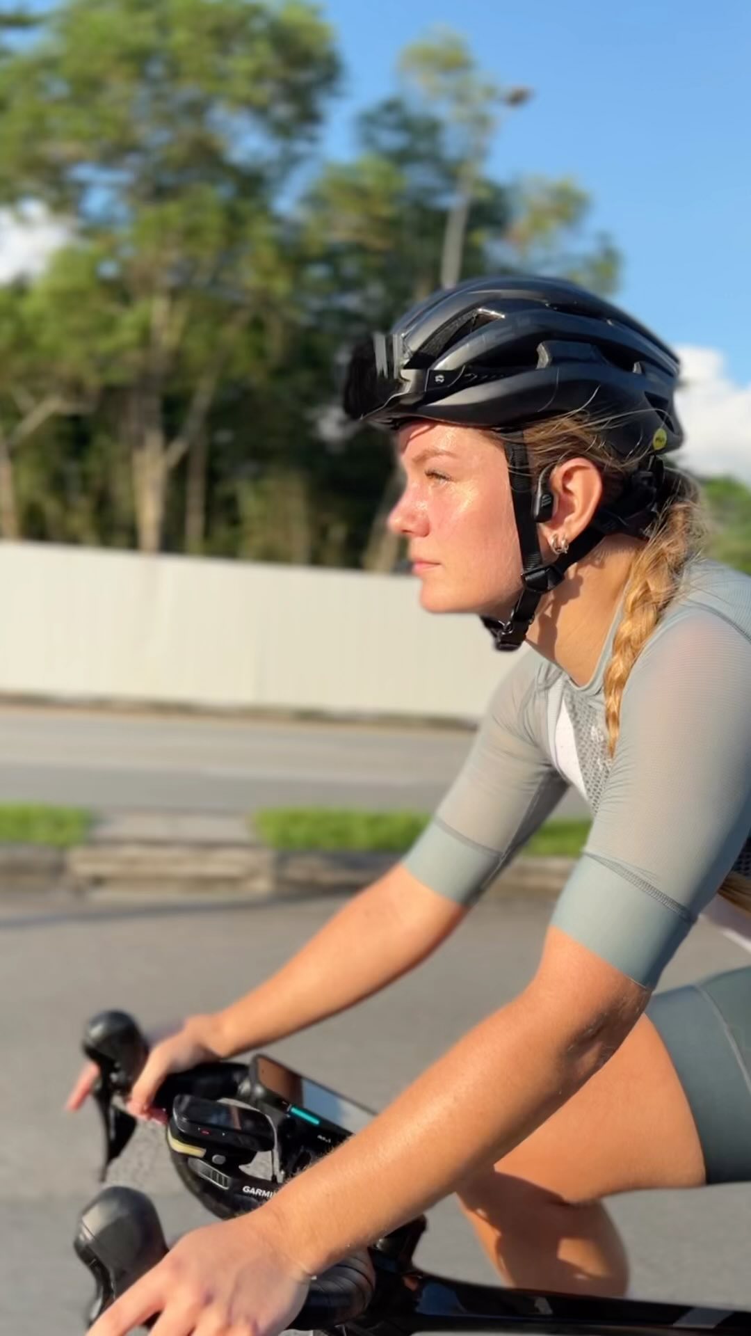 Instagram post by @olive_on_wheels for Mous. Caption reads: My Mous travels with me! #ad You guys know I test....