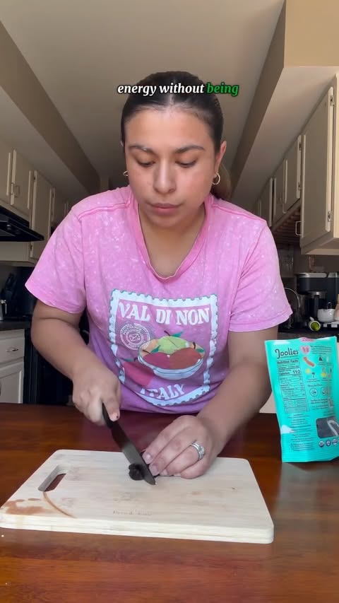 Instagram post by @its_ashlly16 for Joolies. Caption reads: [...] 🌴 #partnership #chicagohummingbirds....