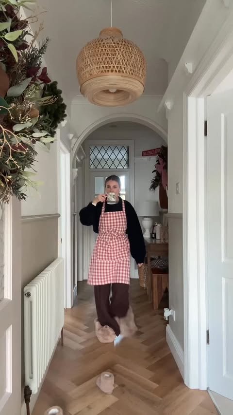 Instagram post by @sienna.and.i for Space NK. Caption reads: Vlogmas day 2 Anyone else in full clean the house....