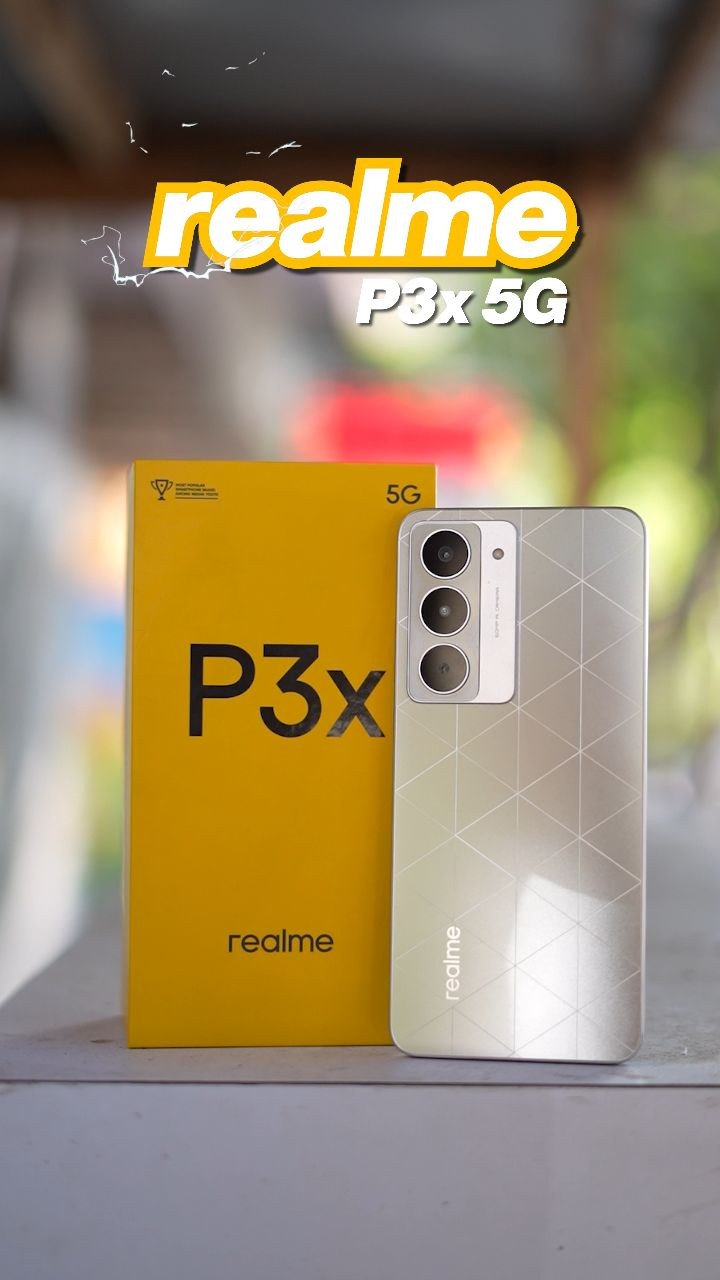 Instagram post by @technovaibhav for Social Current India. Caption reads: Most Powerful Phone is Here Under ₹13000🔥

realme....