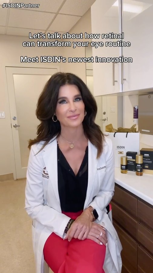 Instagram post by @annaguanchemd for ISDIN. Caption reads: Meet your new eye essential 👁️✨Formulated with....