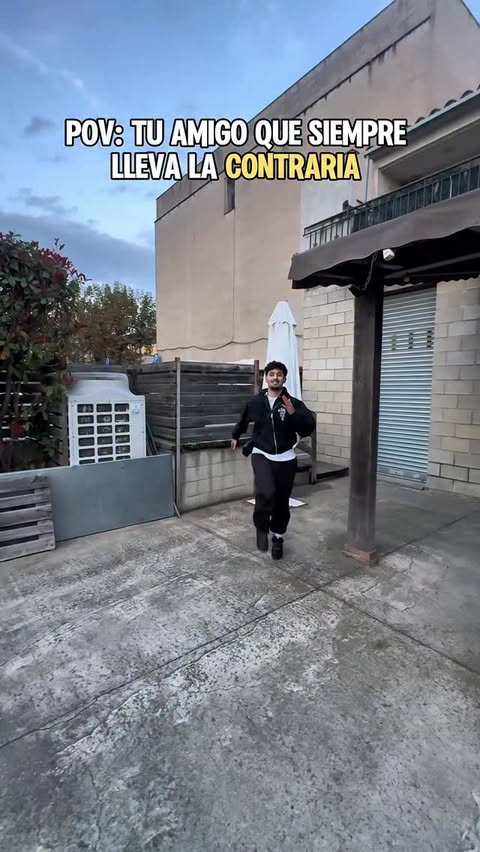 Instagram post by @nenekabe for Herboxa. Caption reads: Etiqueta ese amigo😁 #humor #herboxa.