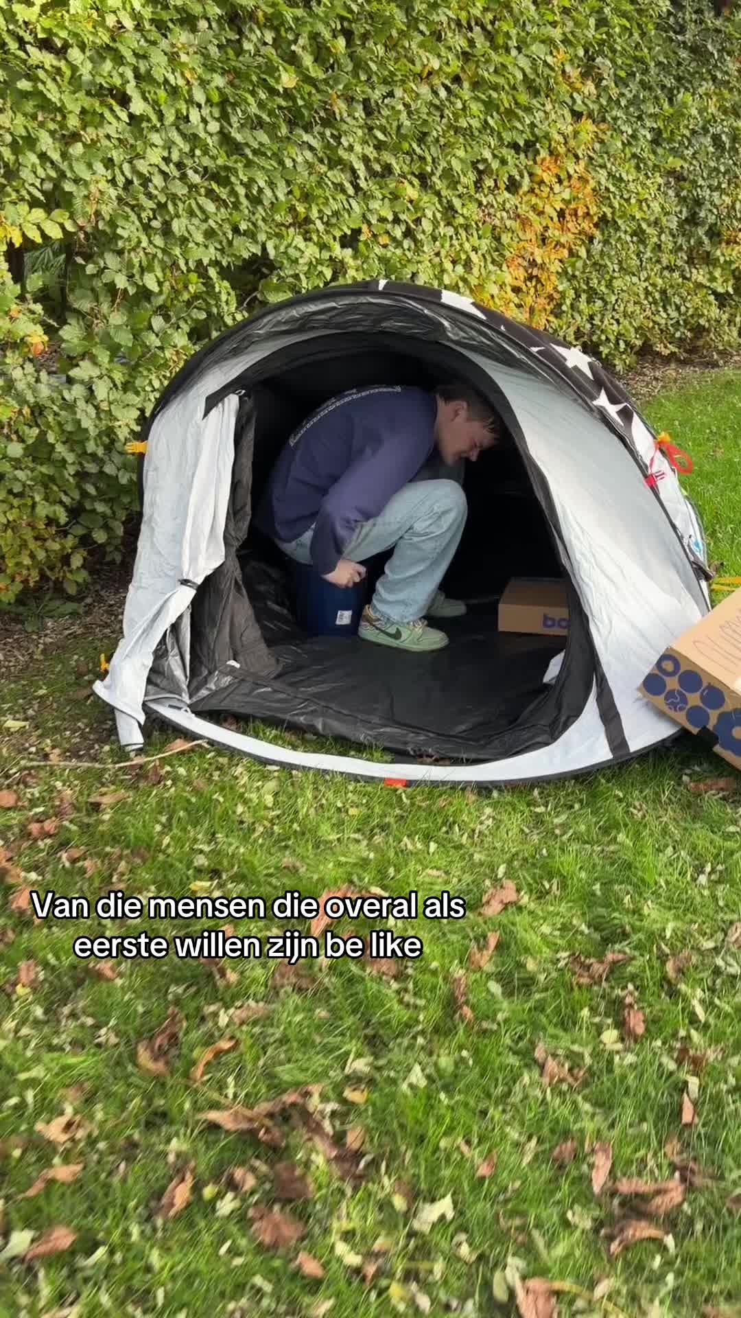 TikTok post by @niekvelner for bol. Caption reads: Ad | Van 20 tot en met 28 november is het @bol....