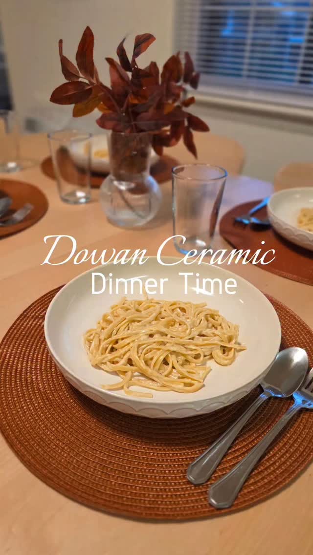 Instagram post by @zimspeaks for Dowan. Caption reads: Dinner Time!
@dowan_ceramics with #Dowan....