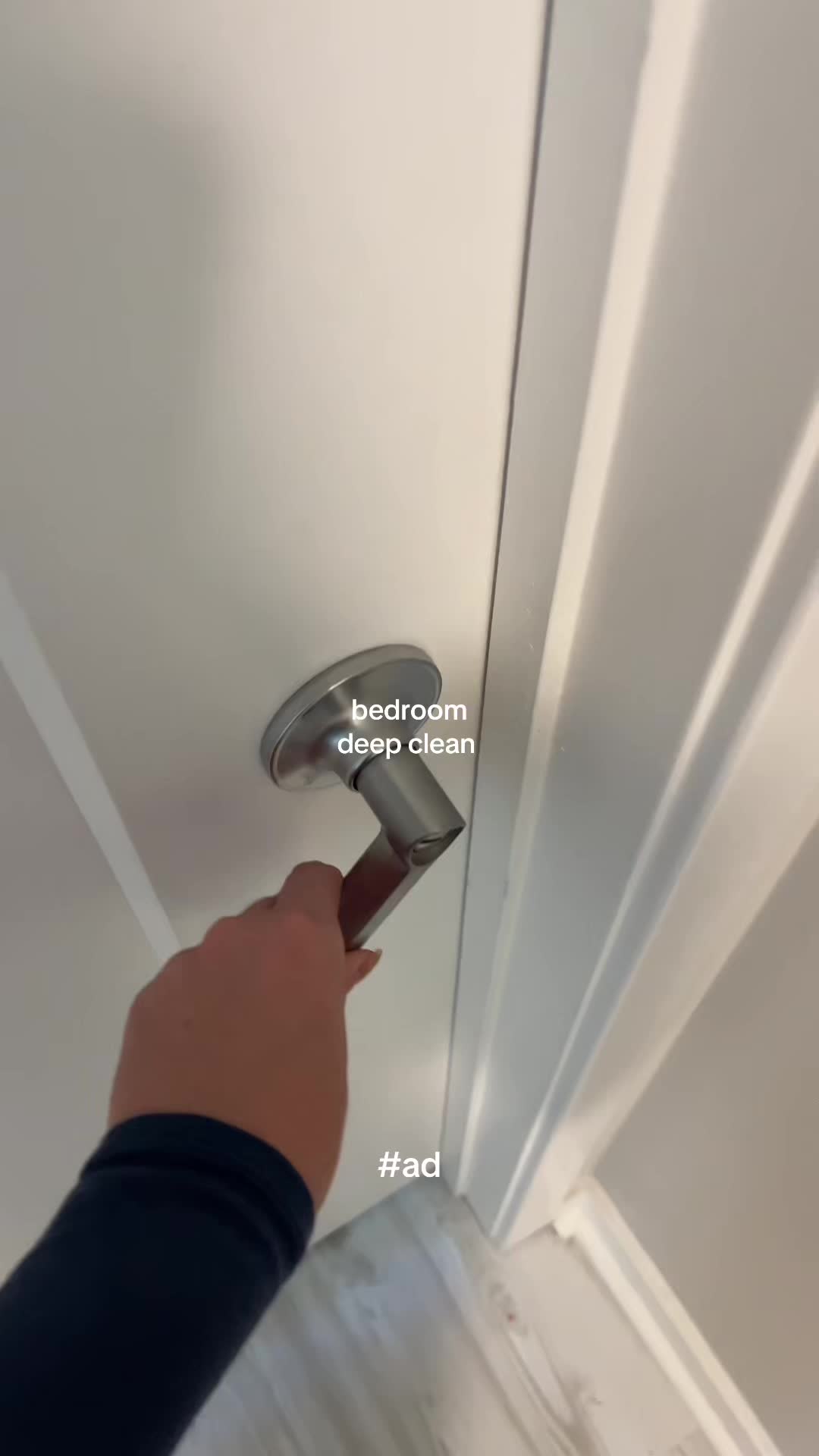 TikTok post by @emmavaughn for BLACK+DECKER. Caption reads: [...] bedroom refresh 🫧🛏️💨 using the....