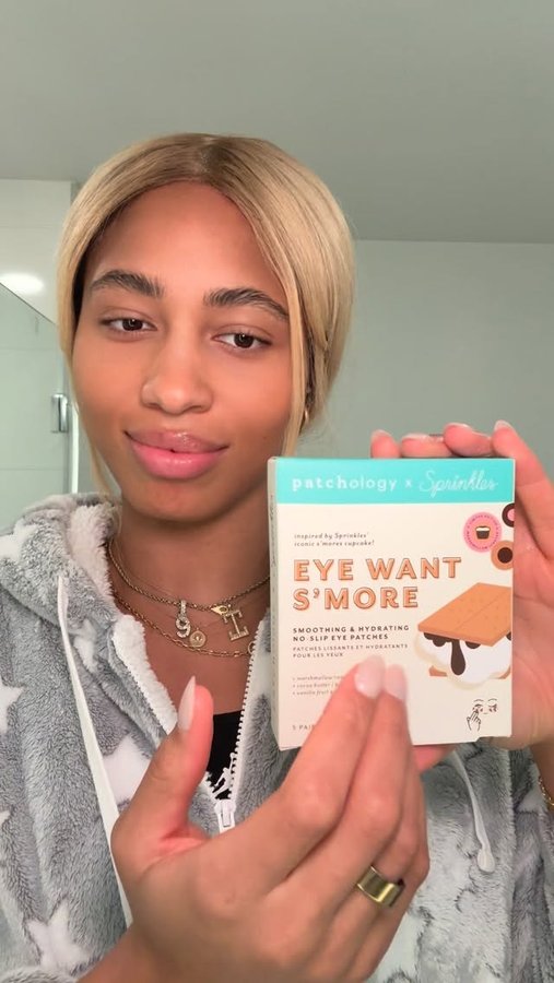 Instagram post by @omg_itsizzyb for Patchology. Caption reads: After my workouts, it’s glow time with my favorite....