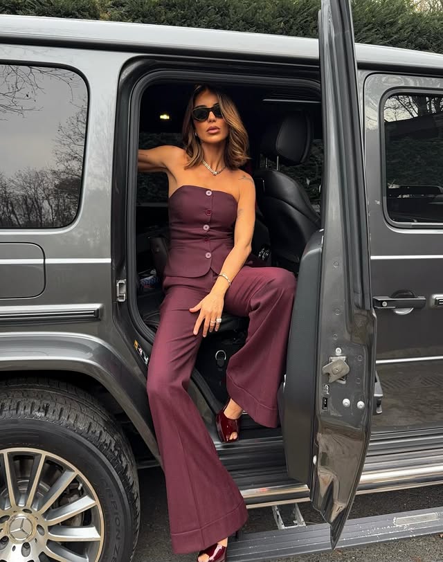 Instagram post by @nurbilenyavuzer for Beauty Omelette. Caption reads: Gülü soldurmam🥀

reklam.