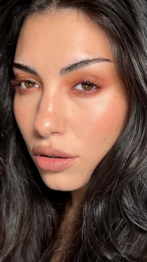 Instagram post by @reitxmakeup for NABLA Cosmetics. Caption reads: [...] sticks @halfmagicbeauty eye flik....