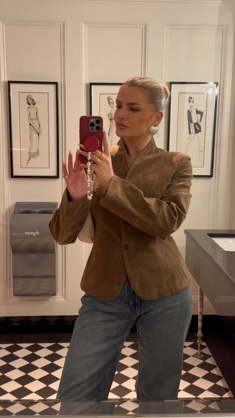 Instagram post by @ashleykehoe09 for Boohoo. Caption reads: [...] to celebrate Mother’s Day ☕️🌸🍰 Blazer....