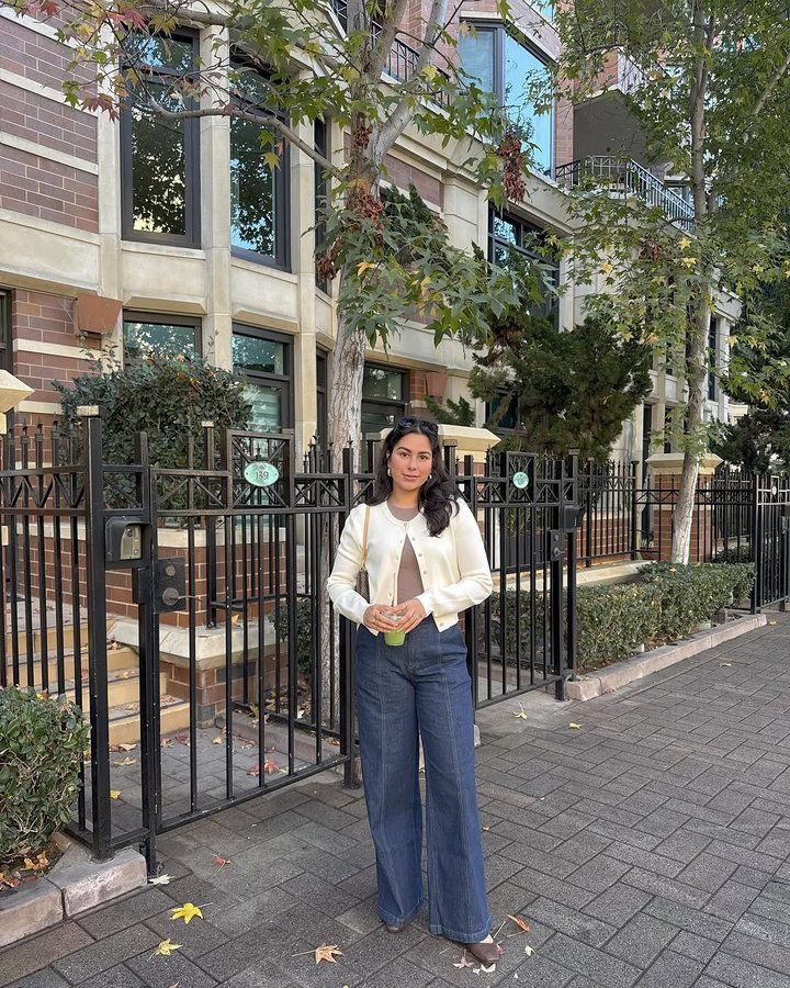 Instagram post by @jazztacular for ASTR The Label. Caption reads: [...] believe I’m ordering it 🍵

cardigan....