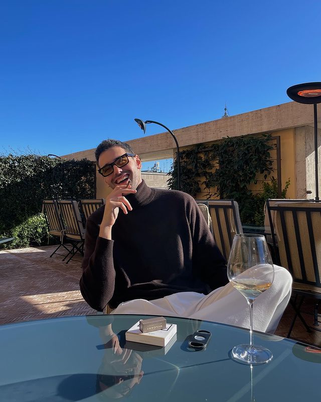 Instagram post by @sametsirmali for Champagne Ruinart. Caption reads: perfect brunch, does exist @bulgarihotels #reklam.