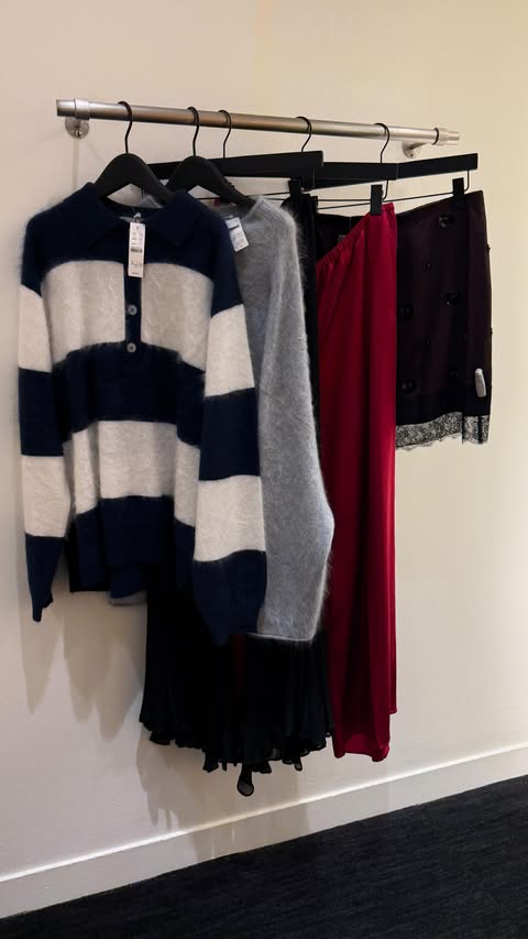 Instagram post by @torrisunshine for American Eagle. Caption reads: [...] in my AE Storefront 🔗 in my bio!!....