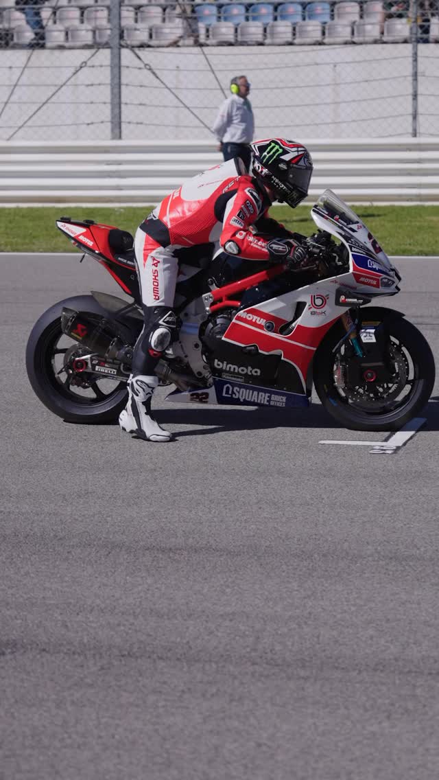 Instagram post by @alexlowes22 for Motul. Caption reads: 🏁 The start defines the race.
Experience the....