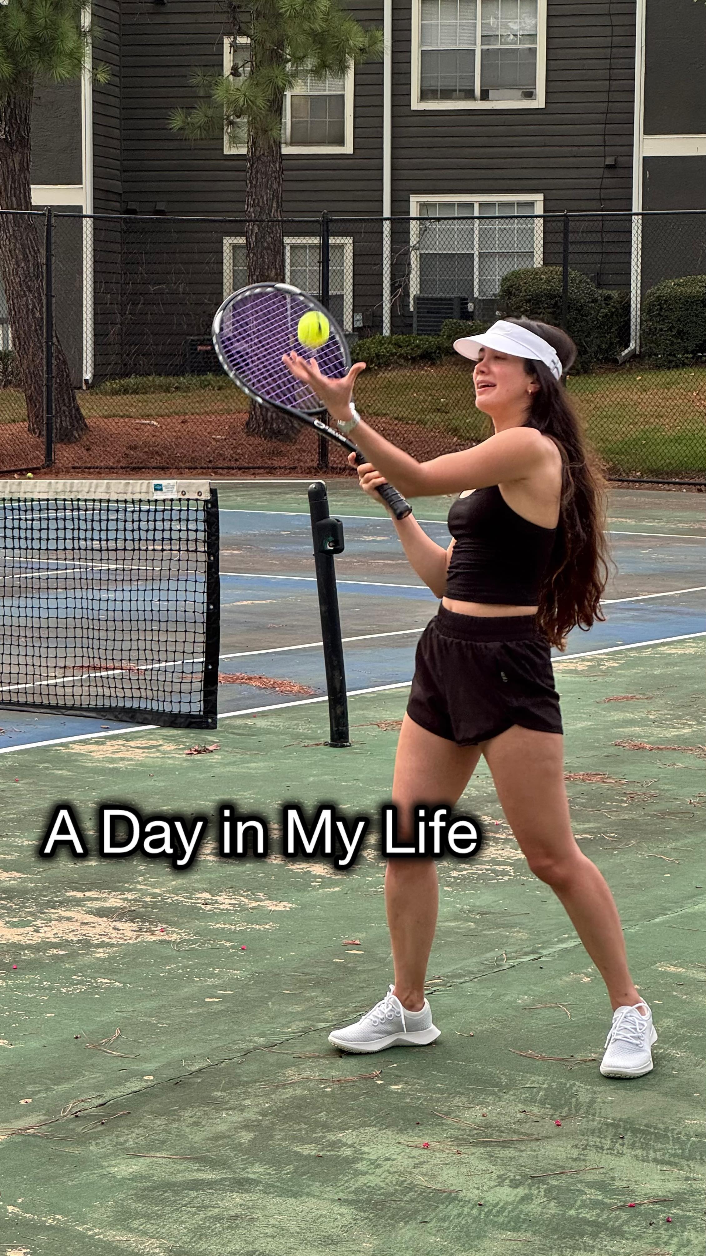 Instagram post by @homarzi for Allbirds. Caption reads: ⁨	⁨	⁨	⁨	⁨	⁨	🩷

Taking my tennis game to new....