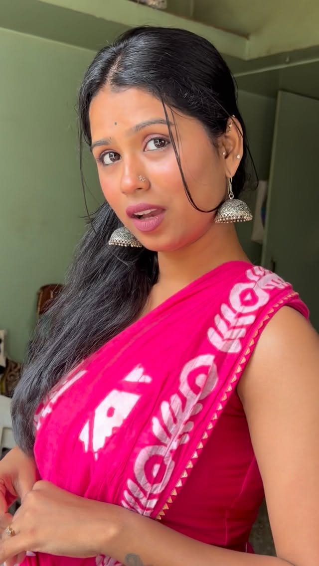 Instagram post by @sani_trakari for Pintola. Caption reads: Nothing beats a spoonful of @pintola.in Dark....