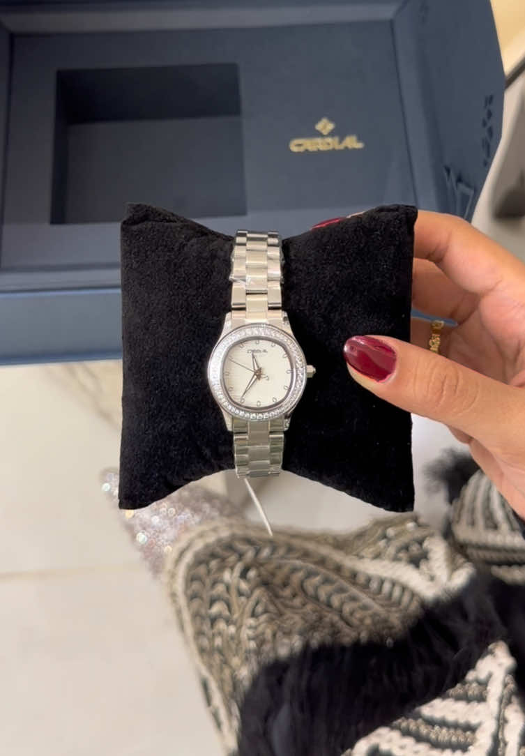 TikTok post by @toto200025 for كارديال. Caption reads: لاتفوتكم عروض كارديال ..😍🔥 @كارديال | [...].