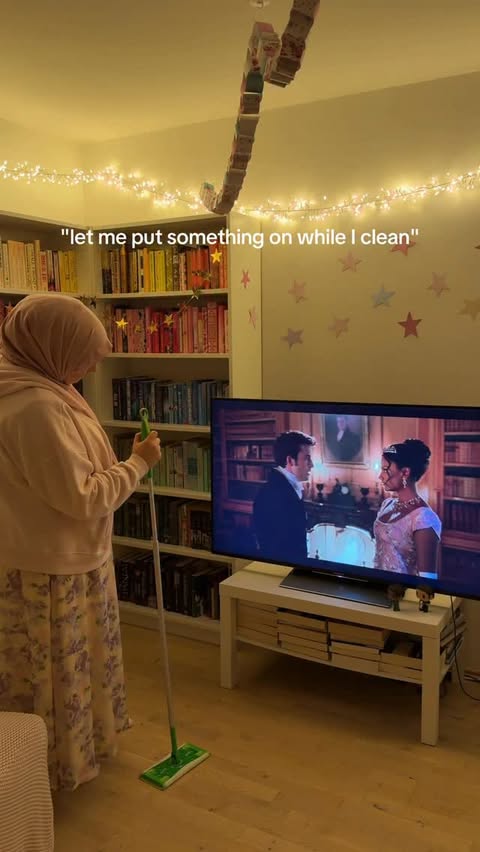 Instagram post by @magicallyselin for Bridgerton. Caption reads: live, laugh, love kanthony! 

#kanthony....