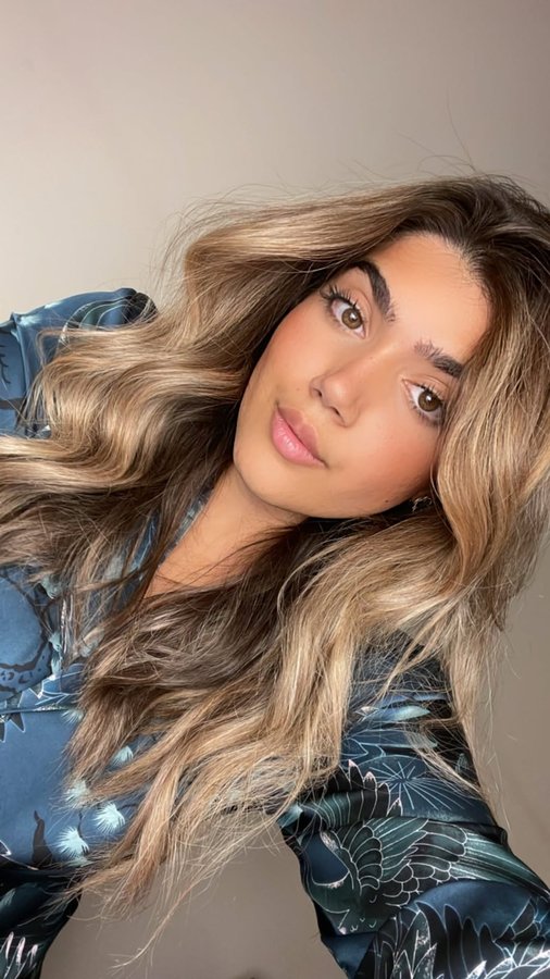 Instagram post by @najwahubaishy for Head & Shoulders Arabia. Caption reads: Check out my #RamadanRehydrationCheck to keep my....