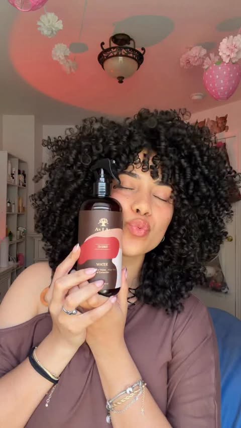 Instagram post by @love_elainne for As I Am. Caption reads: MY FAAVVVVV😫 @asiamnaturally #asiamnaturally....