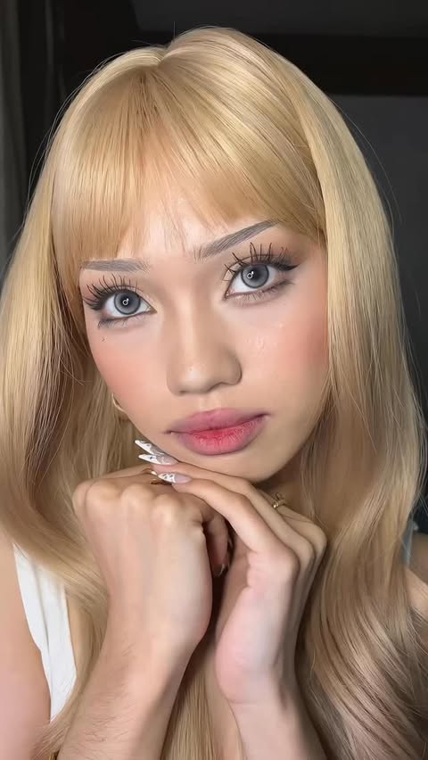 Instagram post by @bll.plm for OLENS official (EN). Caption reads: use my code BELLA10 for discount!!....