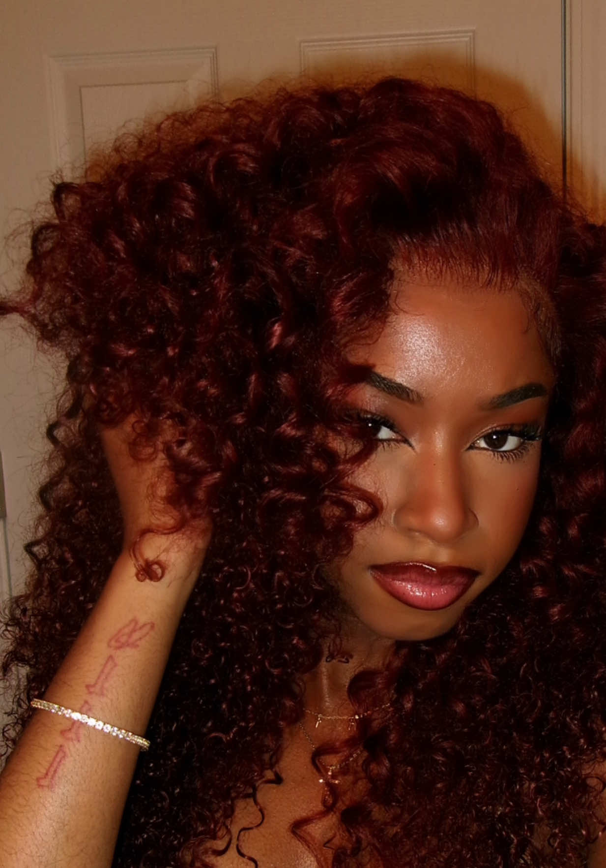 TikTok post by @kayladeniece for Ashimary Hair. Caption reads: 👩🏾‍🦰 @Ashimarywig #fyp #foryou #ashimaryhair....