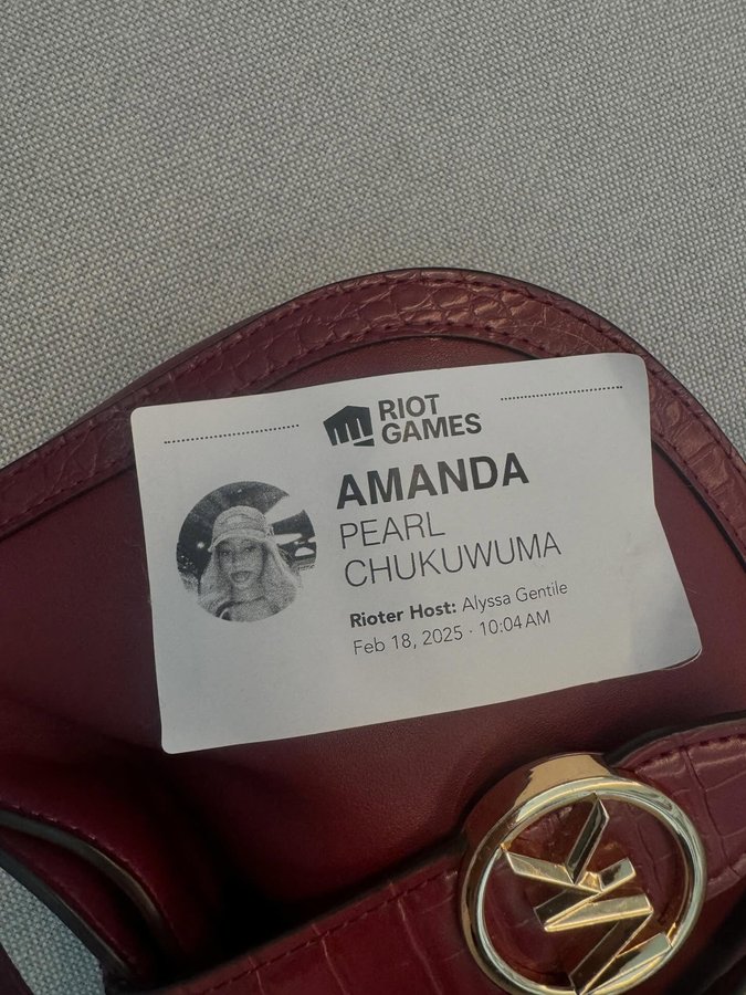 Instagram post by @qingmadi for Riot Games. Caption reads: Thank u for almost 50 million streams on my new....