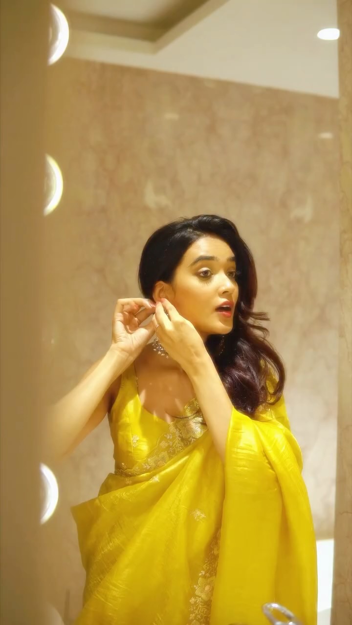 Instagram post by @priyanka_balbudhe23 for Pixi Beauty. Caption reads: 💅🏻 My Festive Vanity Restock ft. Amazon....