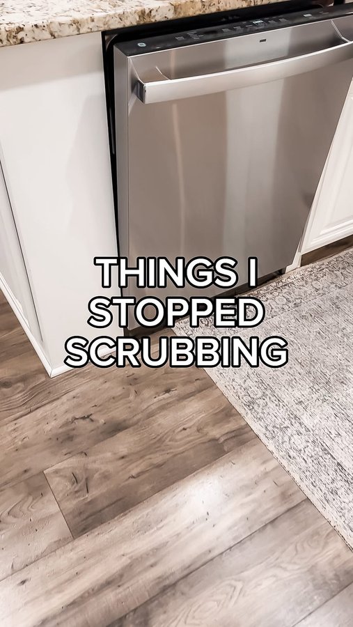 Instagram post by @cleantokcary for Cascade. Caption reads: Things that have simplified my cleaning routine....