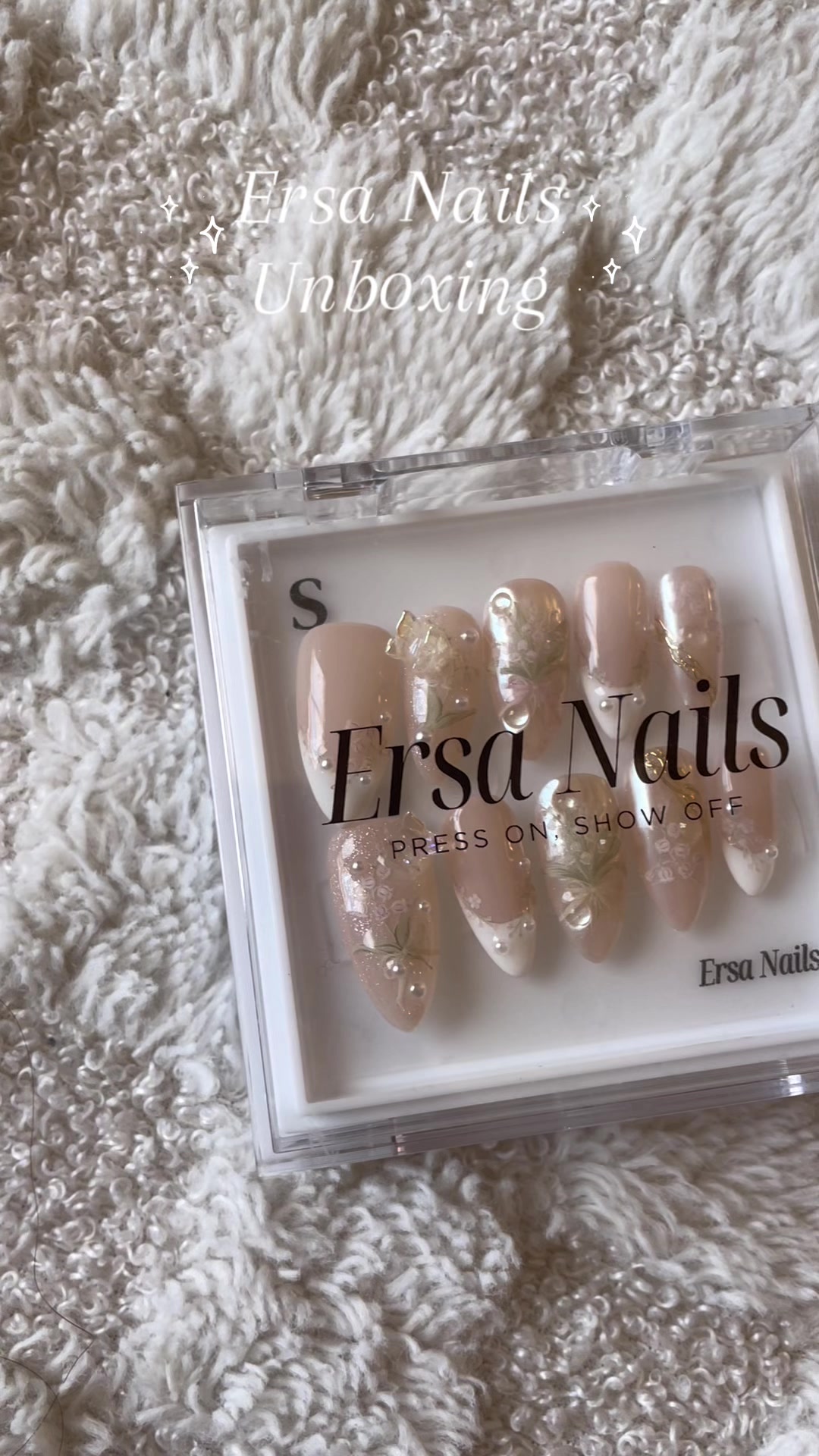 TikTok post by @amercedes98 for Ersa Nails. Caption reads: [...] to show you them on besties 🥺💐🤍 @Ersa....