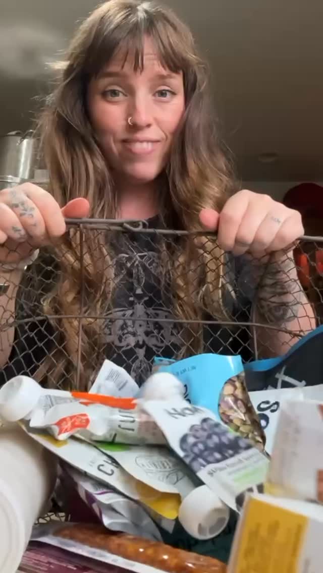 Instagram post by @ebbymoyer for Simple Mills. Caption reads: Mama don’t mess around with airplane snacks cus if....