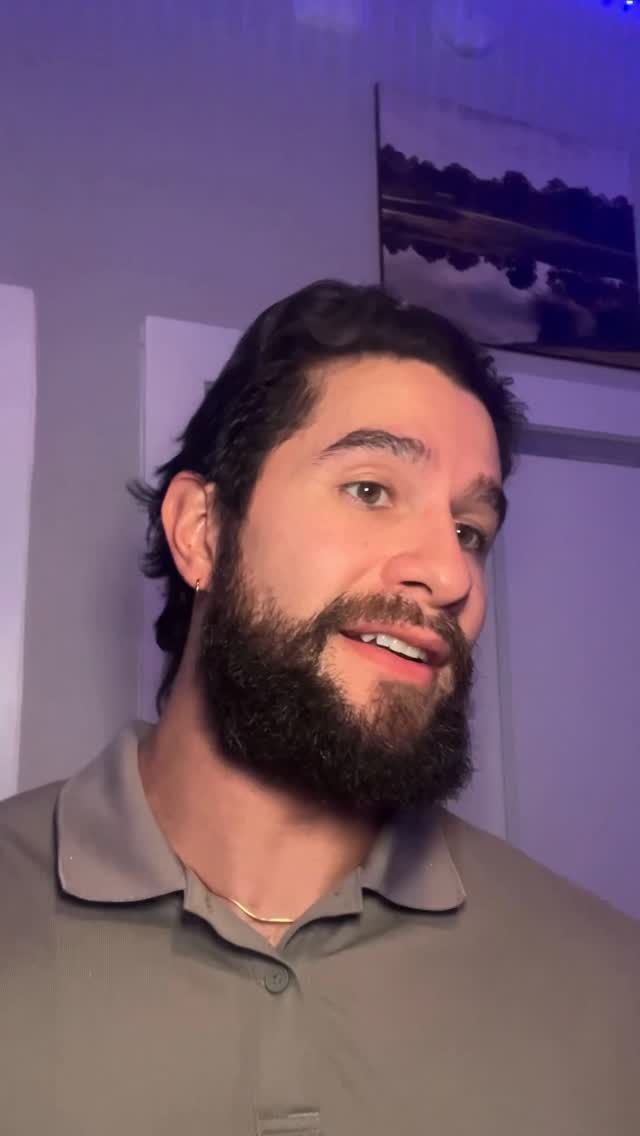 Instagram post by @padeeyuhh for Metro by T-Mobile. Caption reads: #ad Doctor knows best, even with @metrobytmobile....