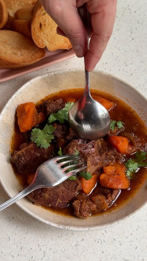Instagram post by @sarahhuangbenjamin for SharkNinja. Caption reads: If you love comfort food like this Bò Kho Beef....