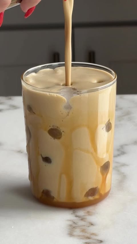 Instagram post by @sipsbylilly for Fresh Thyme. Caption reads: [...] essentials all in one stop 🤍 Fresh Thyme....