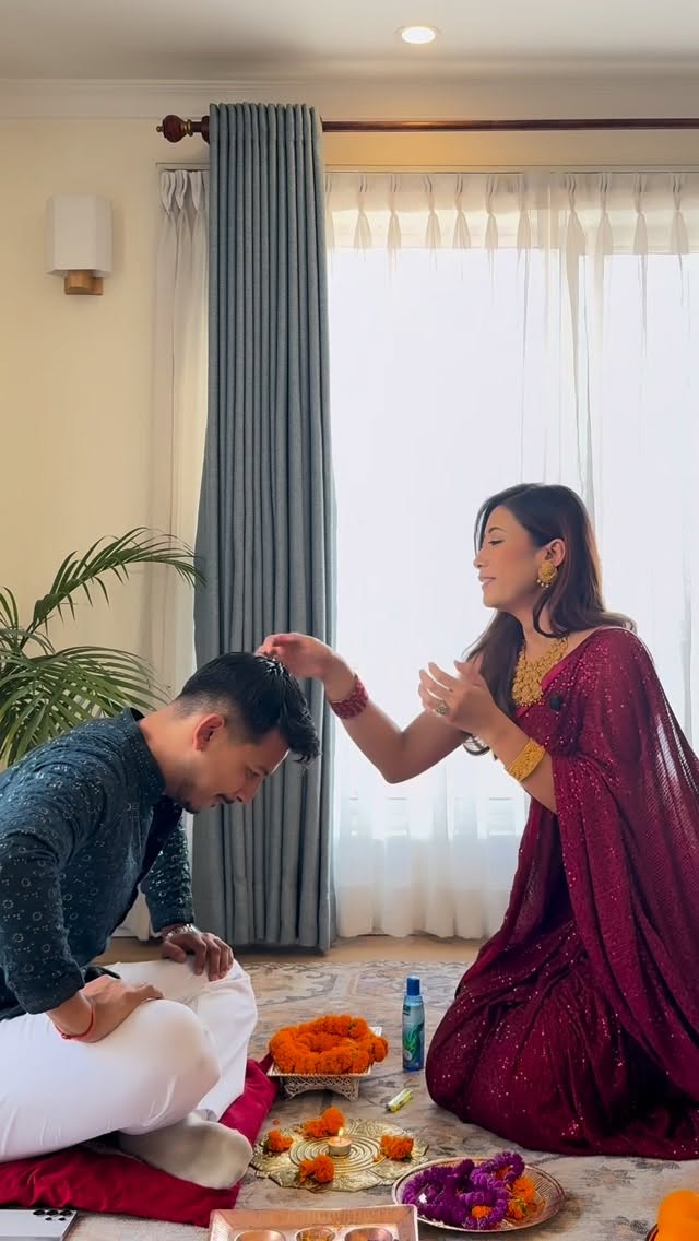 Instagram post by @theoscarshrestha for Parachute Advansed. Caption reads: Comment down your sibling memories and get a....